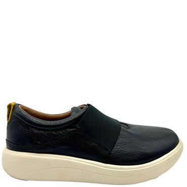 STRIVE WOMENS SLIP ON SHOE - BLACK